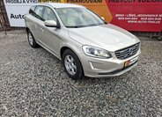 Volvo XC60 Kombi 2,4 l 162 kw