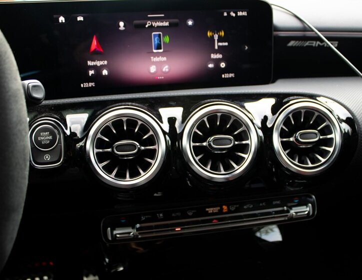 Mercedes-Benz Třídy A Hatchback 0,0 310 kw