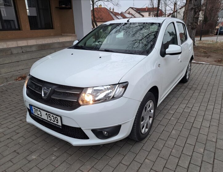 Dacia Sandero Hatchback 1,1 l 54 kw