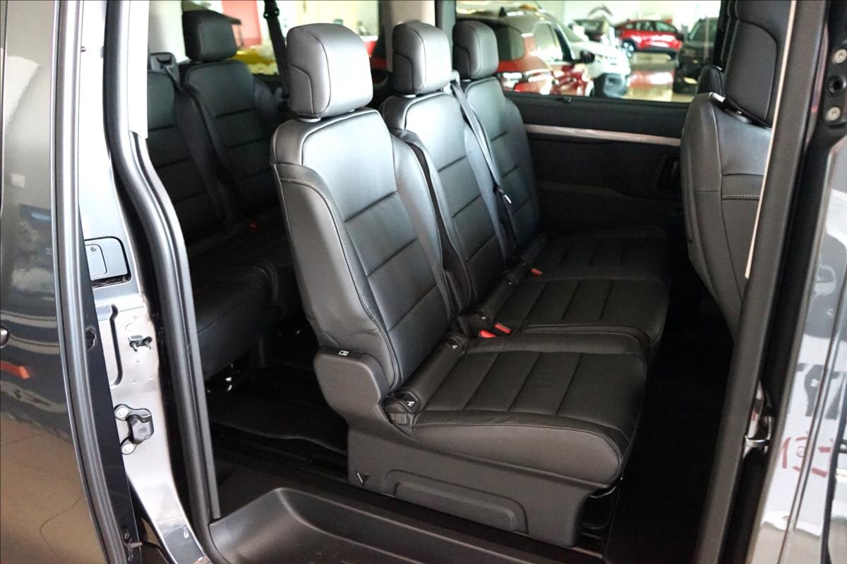 Citroën SpaceTourer MPV 2,2 l 133 kw