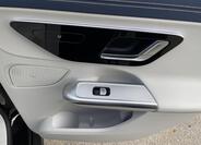 Mercedes-Benz EQE 19