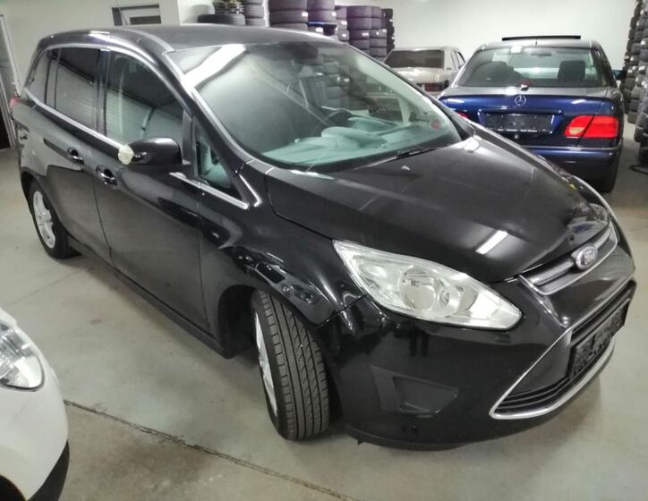 Ford Grand C-MAX 7