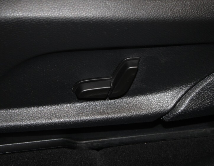 Mercedes-Benz GLC 19