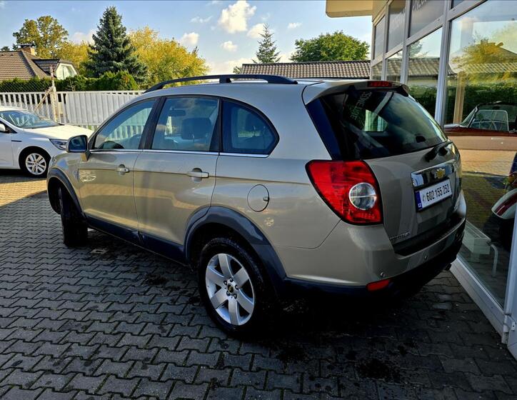 Chevrolet Captiva 4