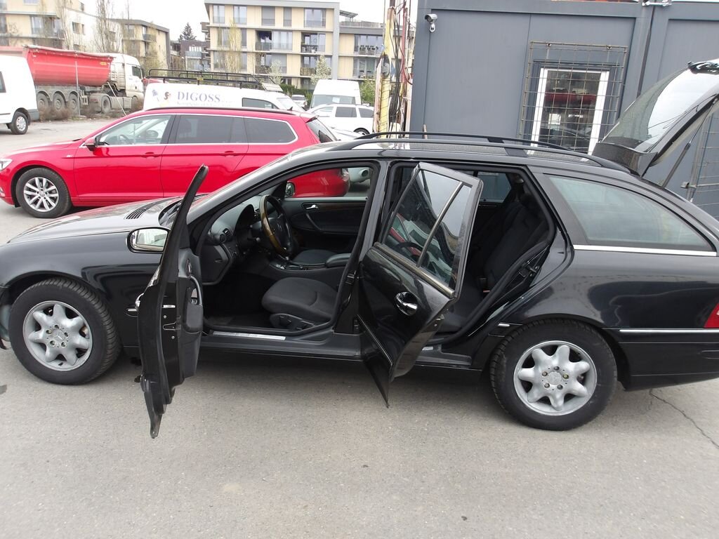 Mercedes-Benz Třídy C Kombi 2,1 l 105 kw