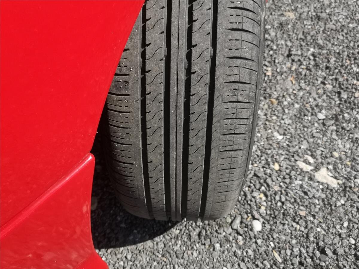 Peugeot 206 Hatchback 1,4 l 50 kw