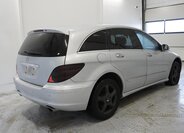 Mercedes-Benz Třídy R SUV 5,0 l 225 kw