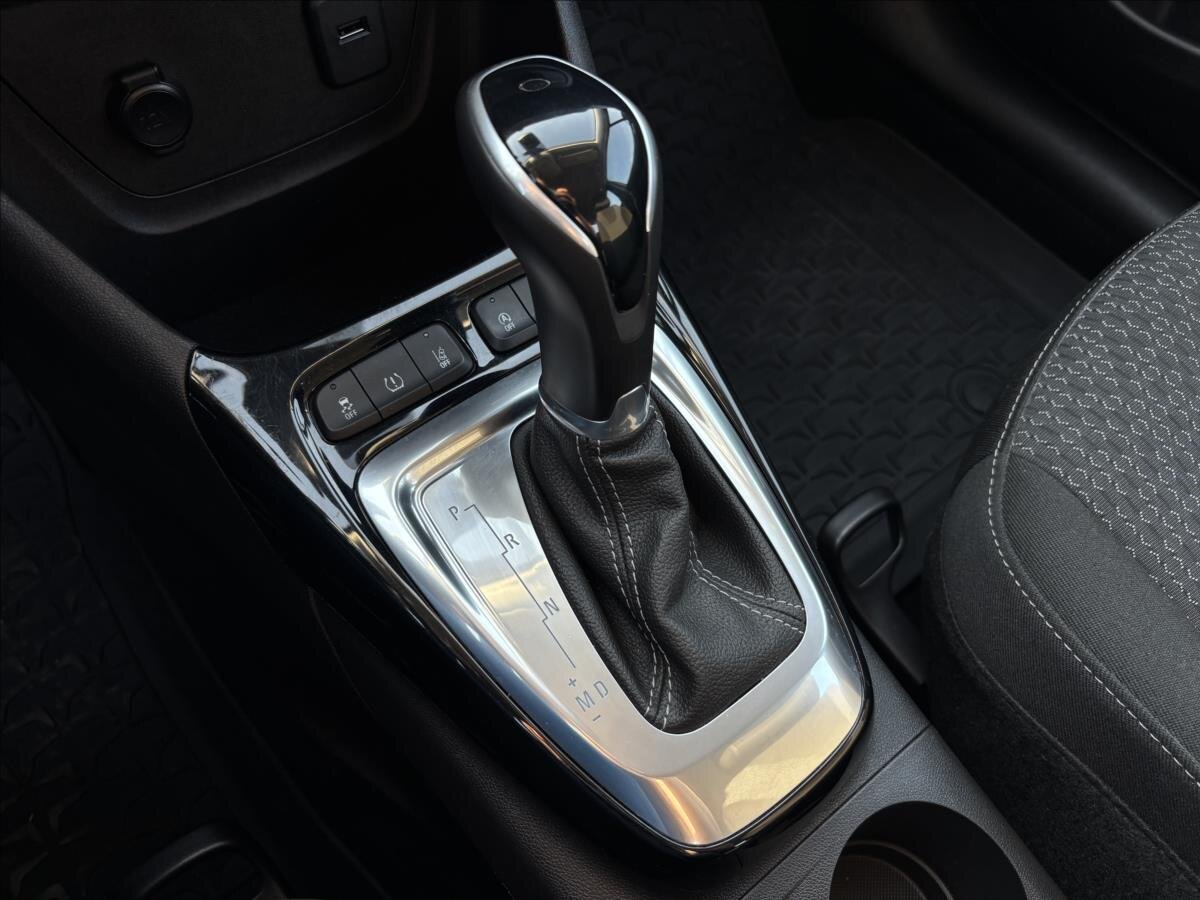 Opel Crossland SUV / Terénní 1,2 l 96 kw