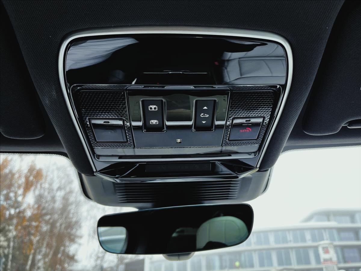 Land Rover Range Rover Sport SUV 3,0 l 221 kw