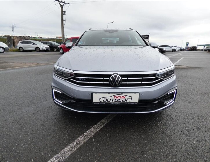 Volkswagen Passat Kombi 1,4 l 115 kw