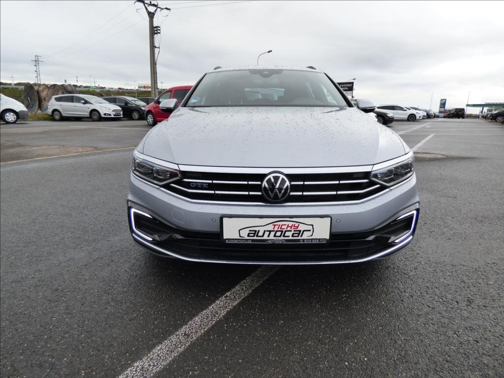 Volkswagen Passat Kombi 1,4 l 115 kw