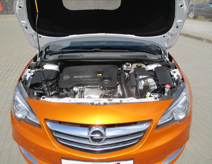 Opel Cascada Kabriolet 1,6 l 125 kw