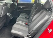 Peugeot 5008 8