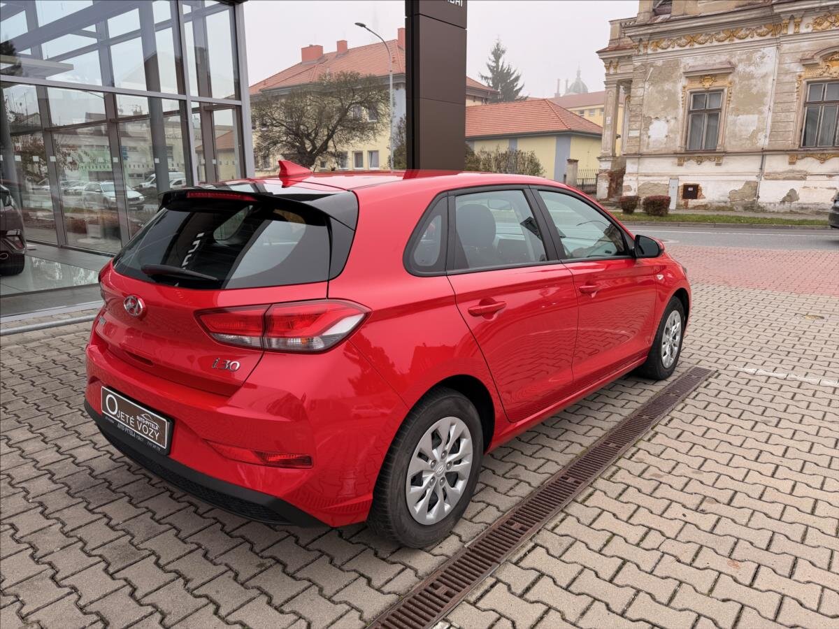 Hyundai i30 Hatchback 1,5 l 80 kw