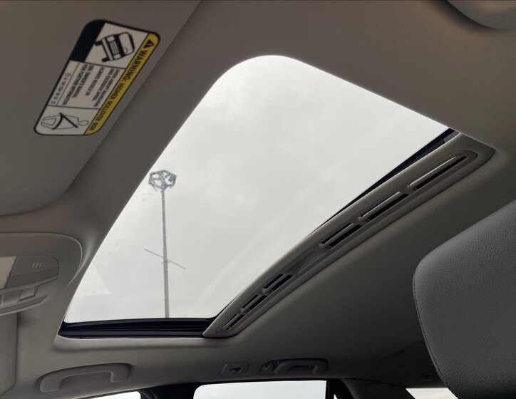 Mercedes-Benz Třídy M SUV / Terénní 3,5 l 200 kw