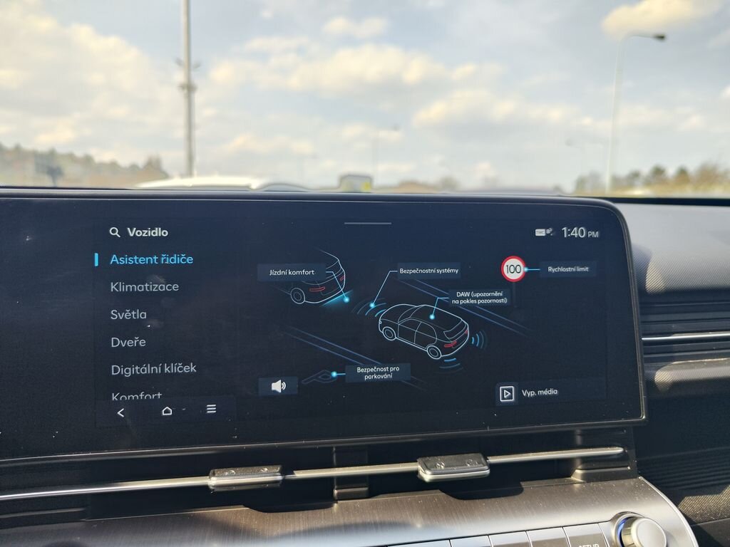 Hyundai Kona SUV / Terénní 1,6 l 102 kw