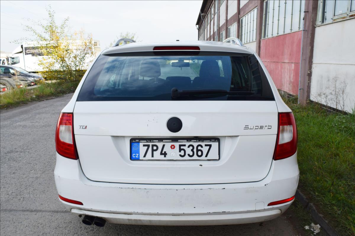Škoda Superb