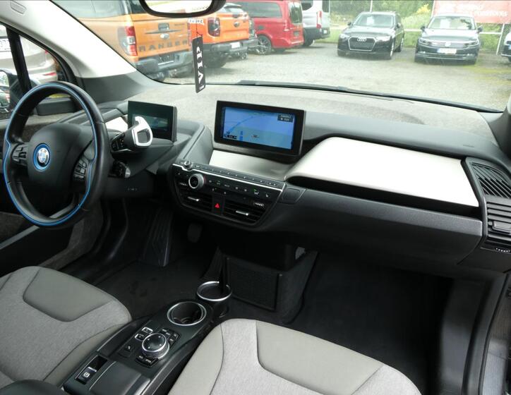 BMW i3 25