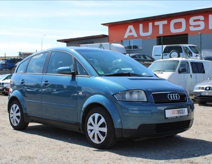 Audi A2 3