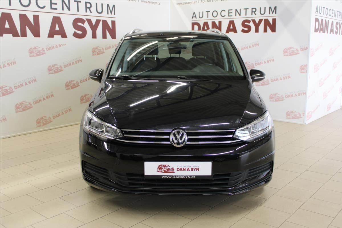 Volkswagen Touran Kombi 1,5 l 110 kw