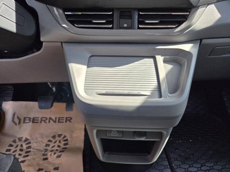 Volkswagen Caravelle VAN / Minibus 2,0 l 125 kw