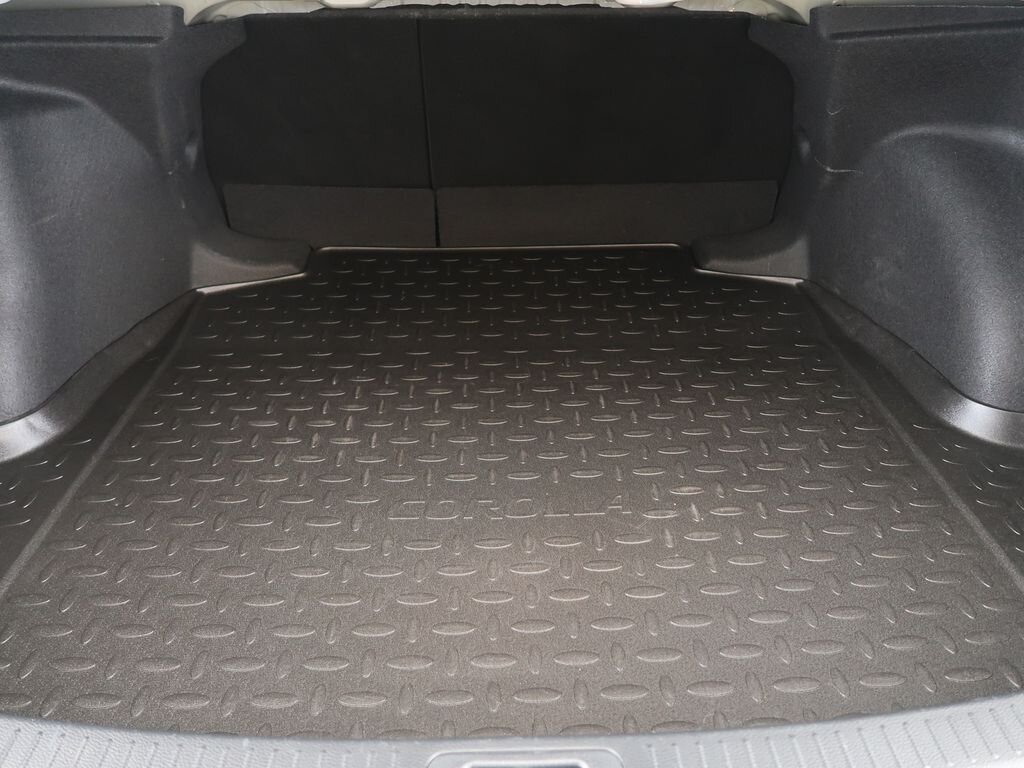 Toyota Corolla Sedan / Limuzína 1,5 l 92 kw