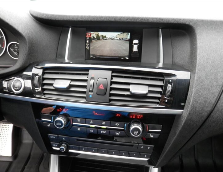 BMW X3 SUV 2,0 l 140 kw