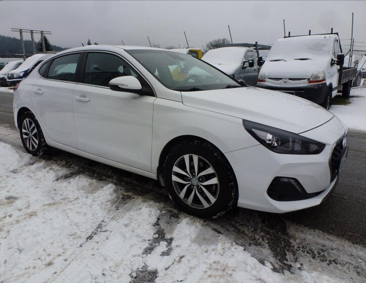 Hyundai i30 Hatchback 998,0 88 kw