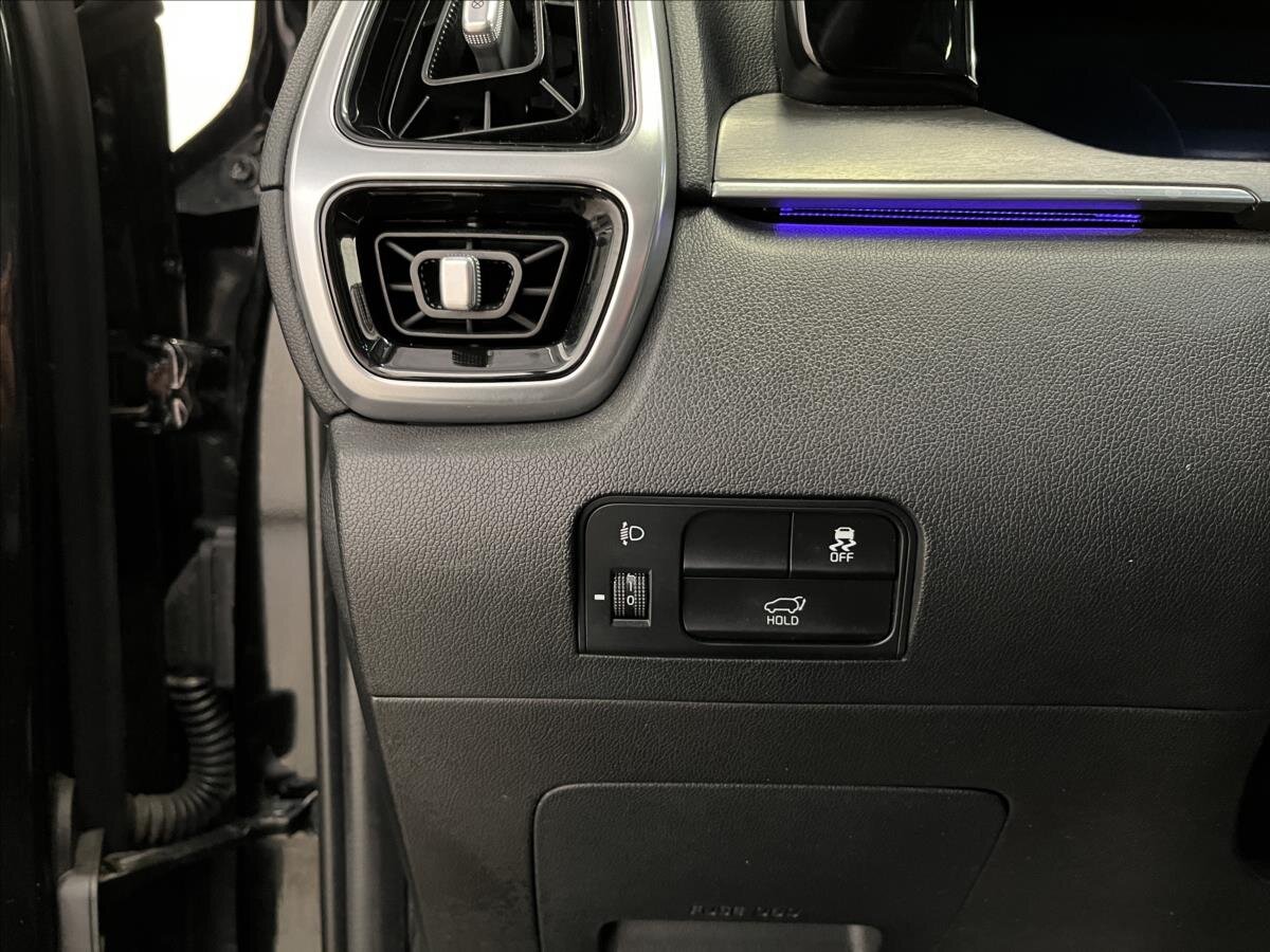 KIA Sorento SUV / Terénní 2,2 l 148 kw