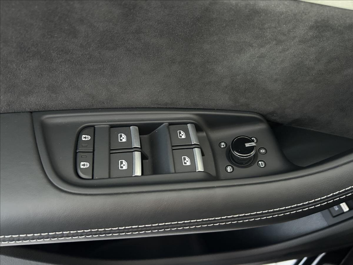 Audi Q8 SUV 3,0 l 250 kw