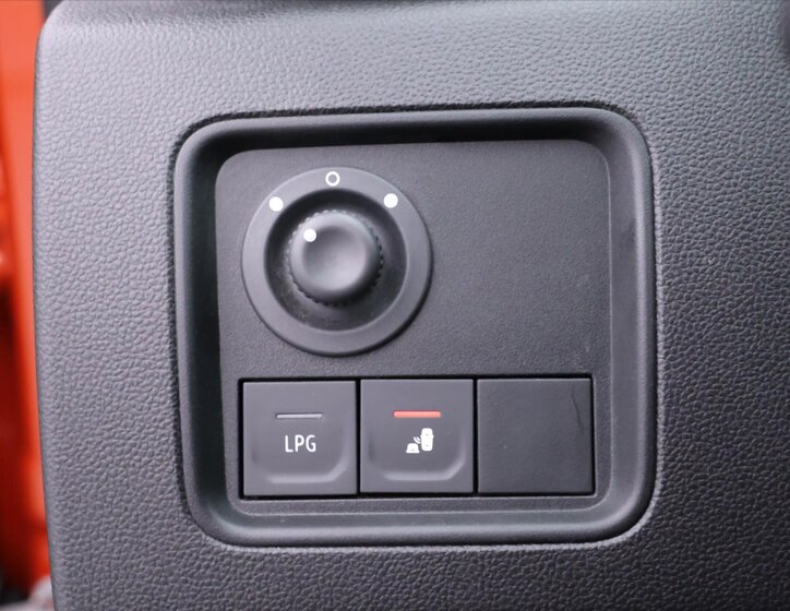 Dacia Duster SUV 999,0 67 kw