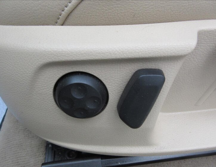 Volkswagen Passat Kombi 2,0 l 103 kw