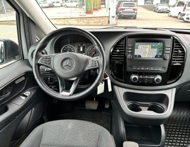 Mercedes-Benz Vito 3