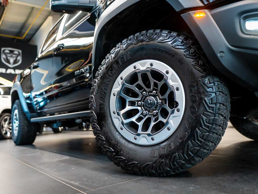 Dodge RAM Pick-up 6,2 l 523 kw