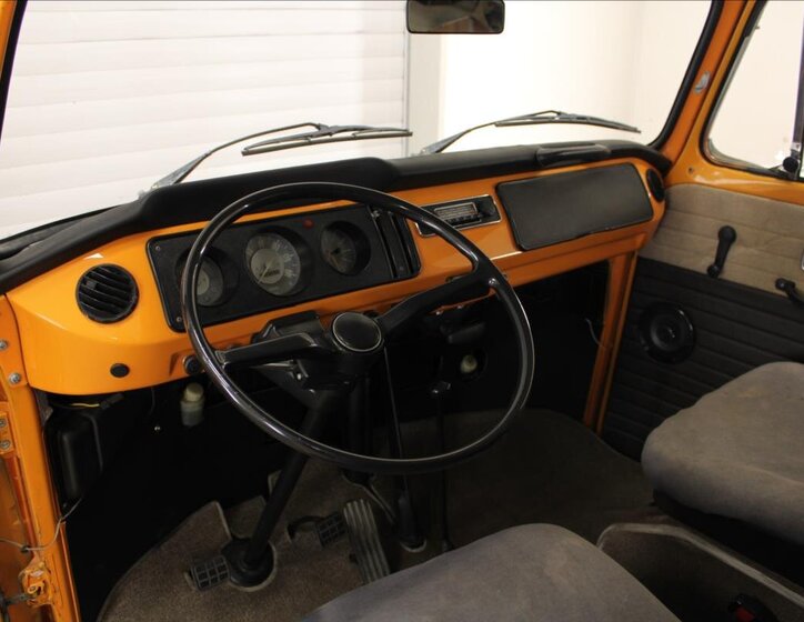 Volkswagen Transporter Kombi 1,3 l 37 kw