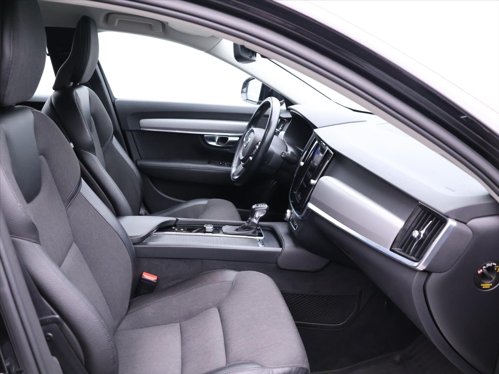 Volvo V90 Kombi 2,0 l 140 kw