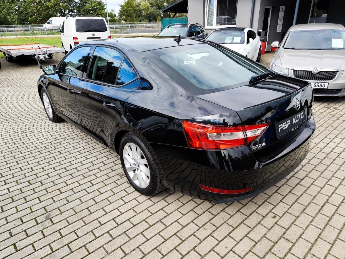 Škoda Superb Sedan 1,4 l 92 kw