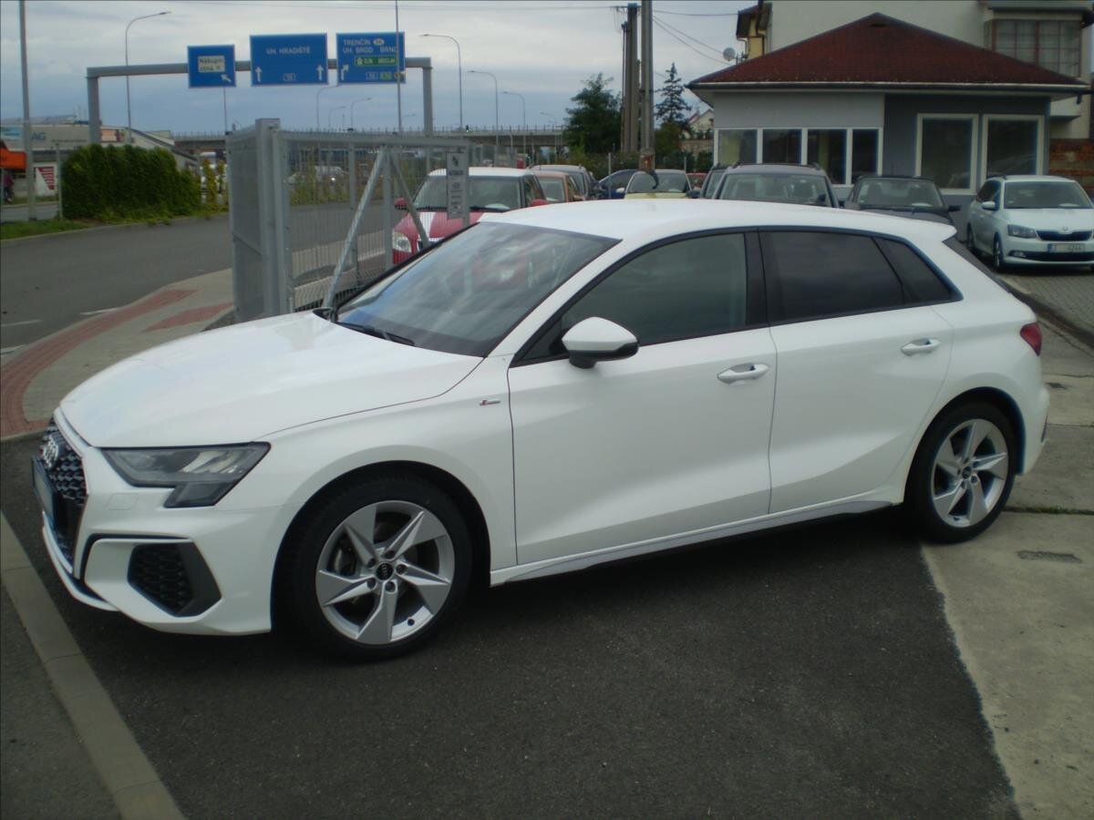Audi A3 Hatchback 999,0 81 kw