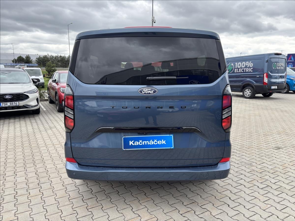 Ford Tourneo Custom Kombi 2,0 l 125 kw