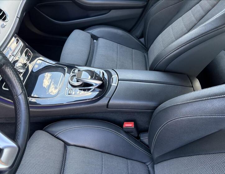 Mercedes-Benz Třídy E 18