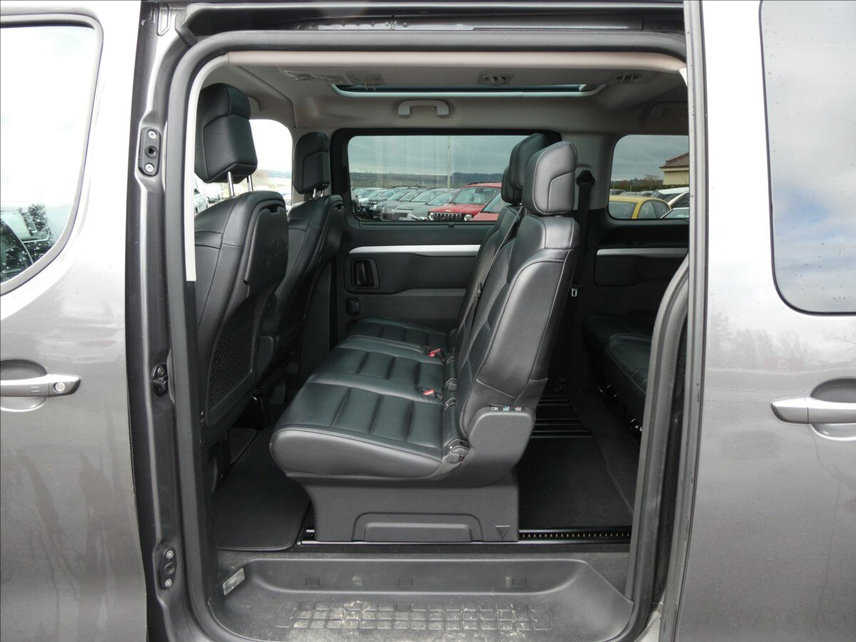 Peugeot Traveller MPV 2,0 l 130 kw