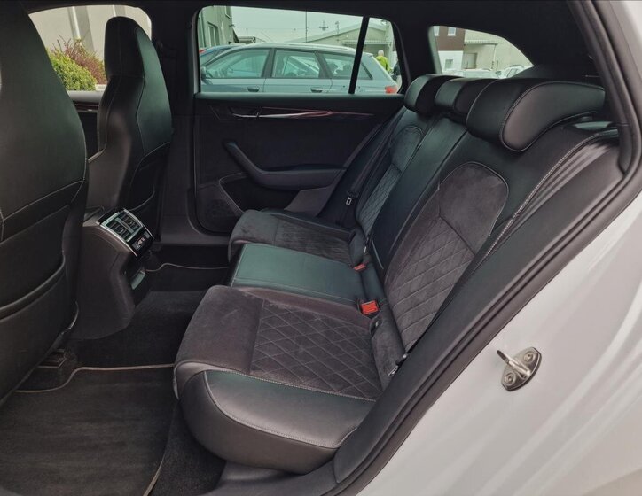 Škoda Superb Kombi 2,0 l 110 kw