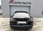 Tesla Model S 6