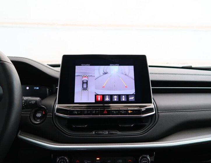 Jeep Compass SUV / Terénní 1,6 l 96 kw