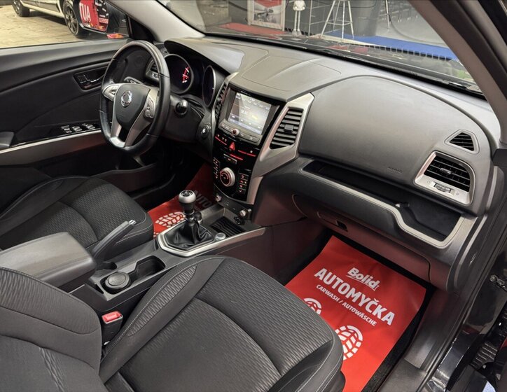 SsangYong Tivoli SUV / Terénní 1,6 l 94 kw
