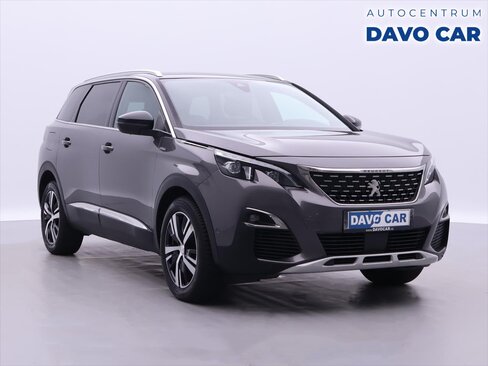 Peugeot 5008 SUV 1,2 l 96 kw