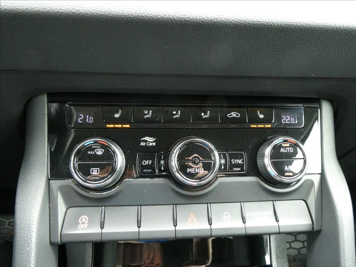 Škoda Karoq SUV / Terénní 2,0 l 110 kw