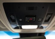 Lexus ES 300h Sedan / Limuzína 2,5 l 160 kw