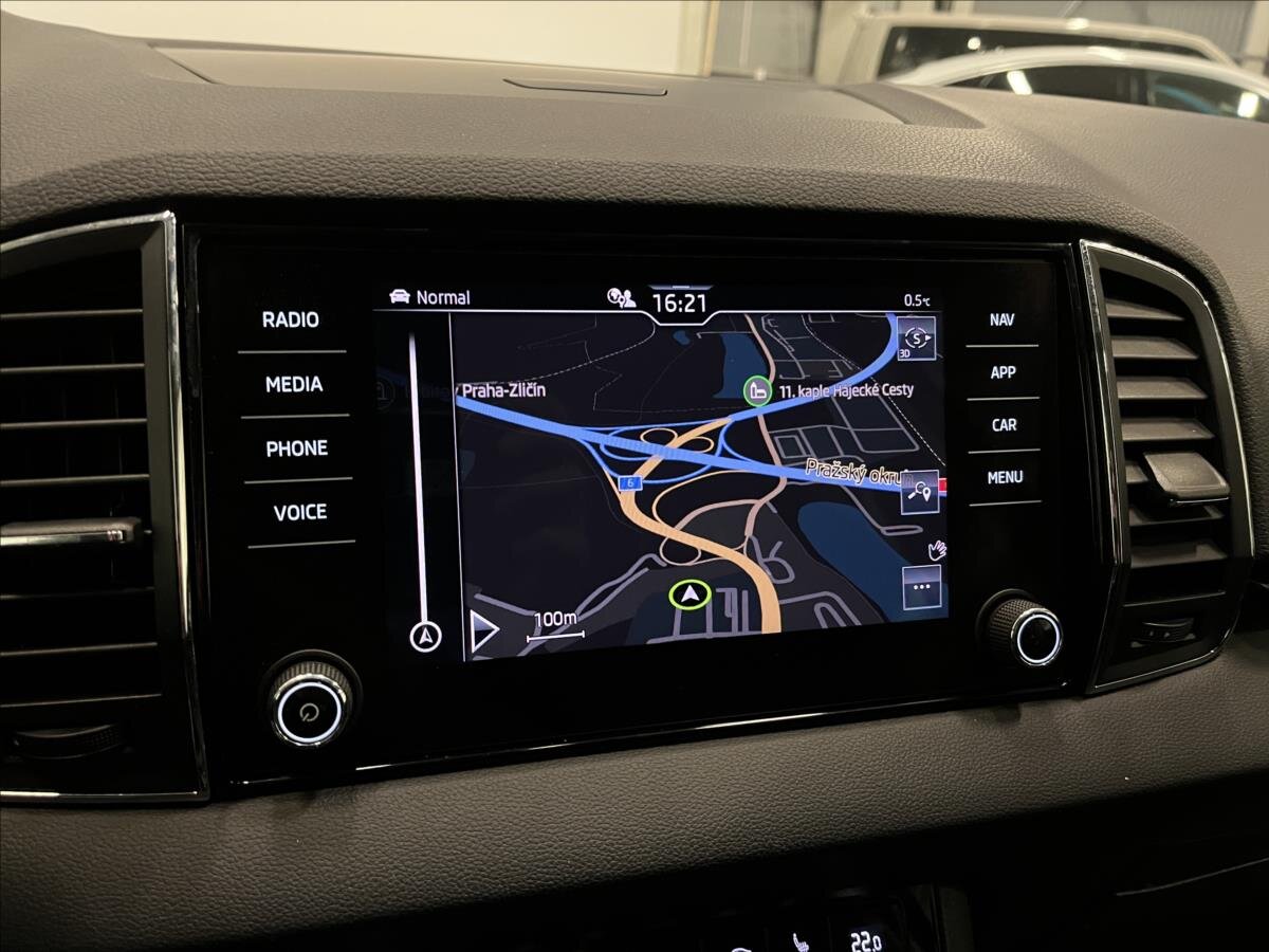 Škoda Karoq SUV / Terénní 1,5 l 110 kw