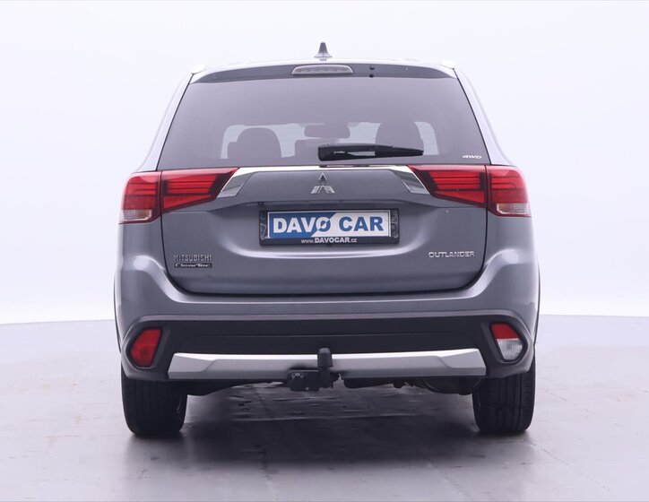 Mitsubishi Outlander SUV / Terénní 2,0 l 110 kw